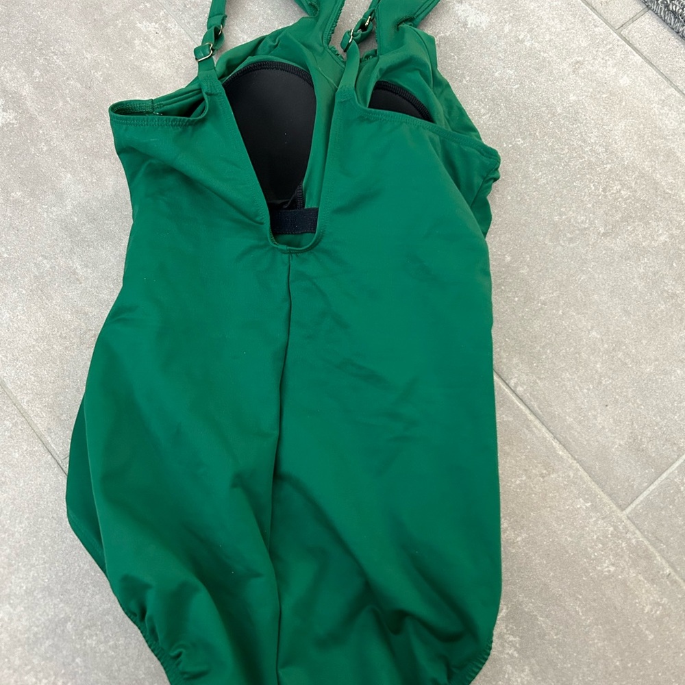 Miraclesuit New Rock Solid, Aphrodite One Piece S… - image 8